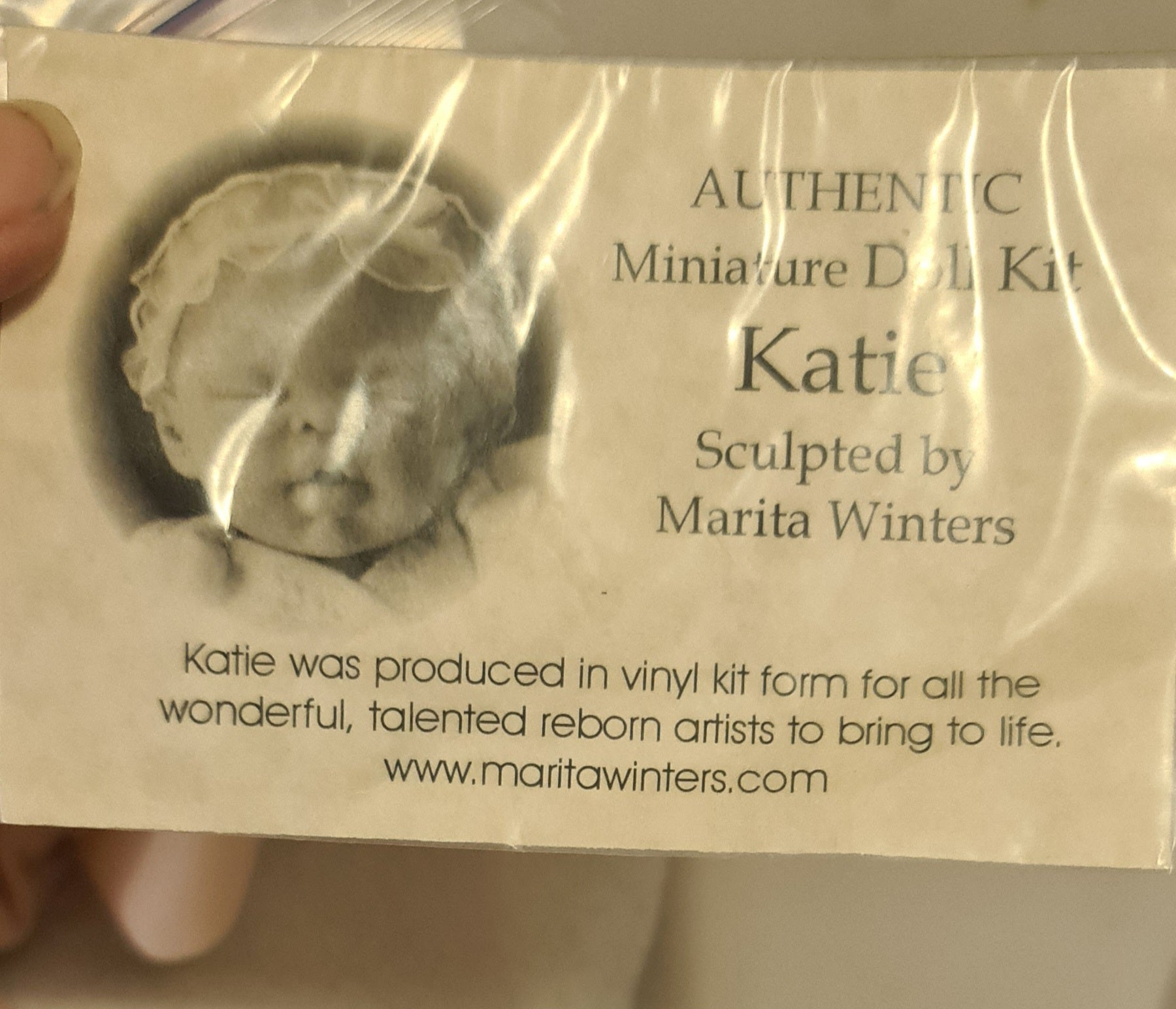 Katie mini vinyl kit by Marita Winters