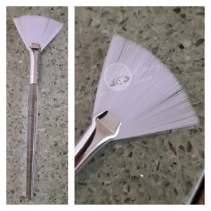 Fan Brush