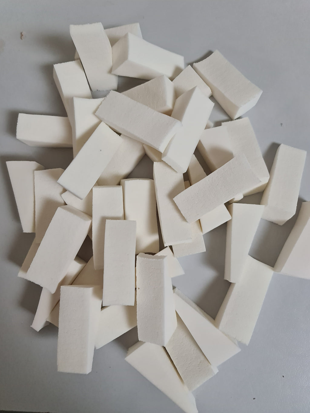 Wedges/ Sponges for Vinyl Painting Pkt 50