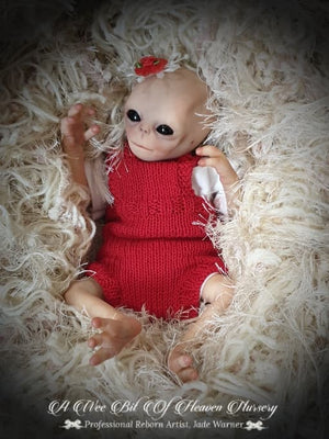 Elara Baby Alien Vinyl Kit