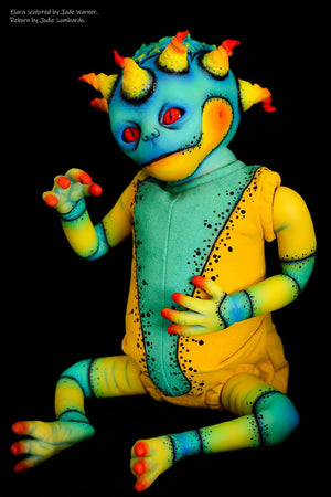 Elara Baby Alien Vinyl Kit