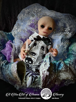 Elara Full Body Silicone Alien - Glows in Dark Unpainted Kit