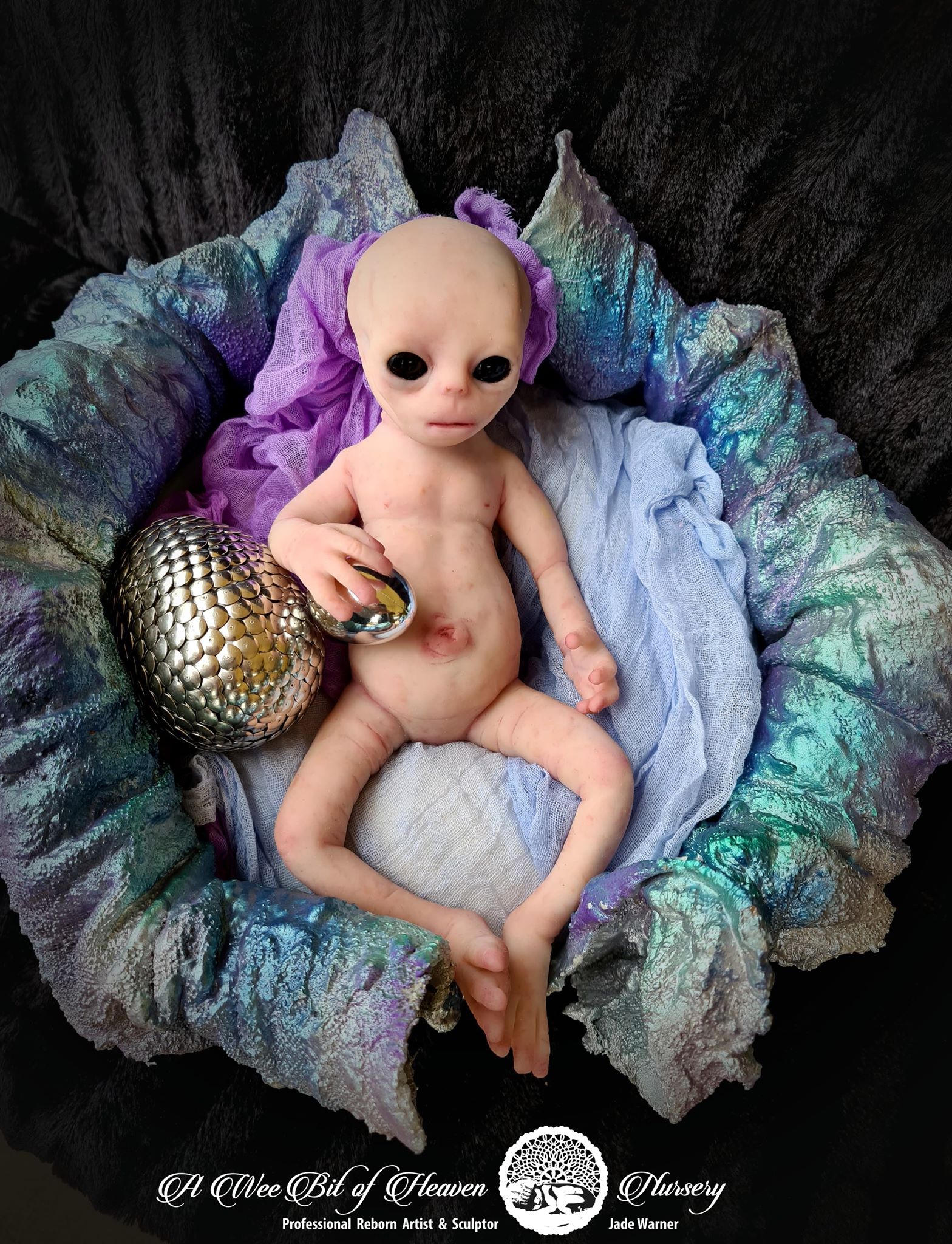 Elara Full Body Silicone Alien - Glows in Dark Unpainted Kit