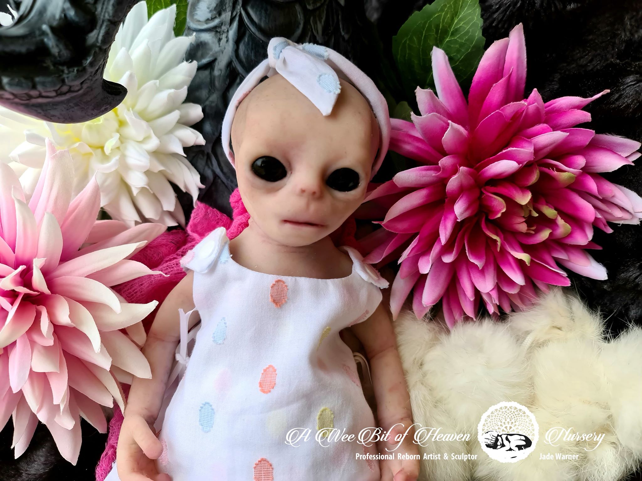 Elara Full Body Silicone Alien - Glows in Dark Unpainted Kit