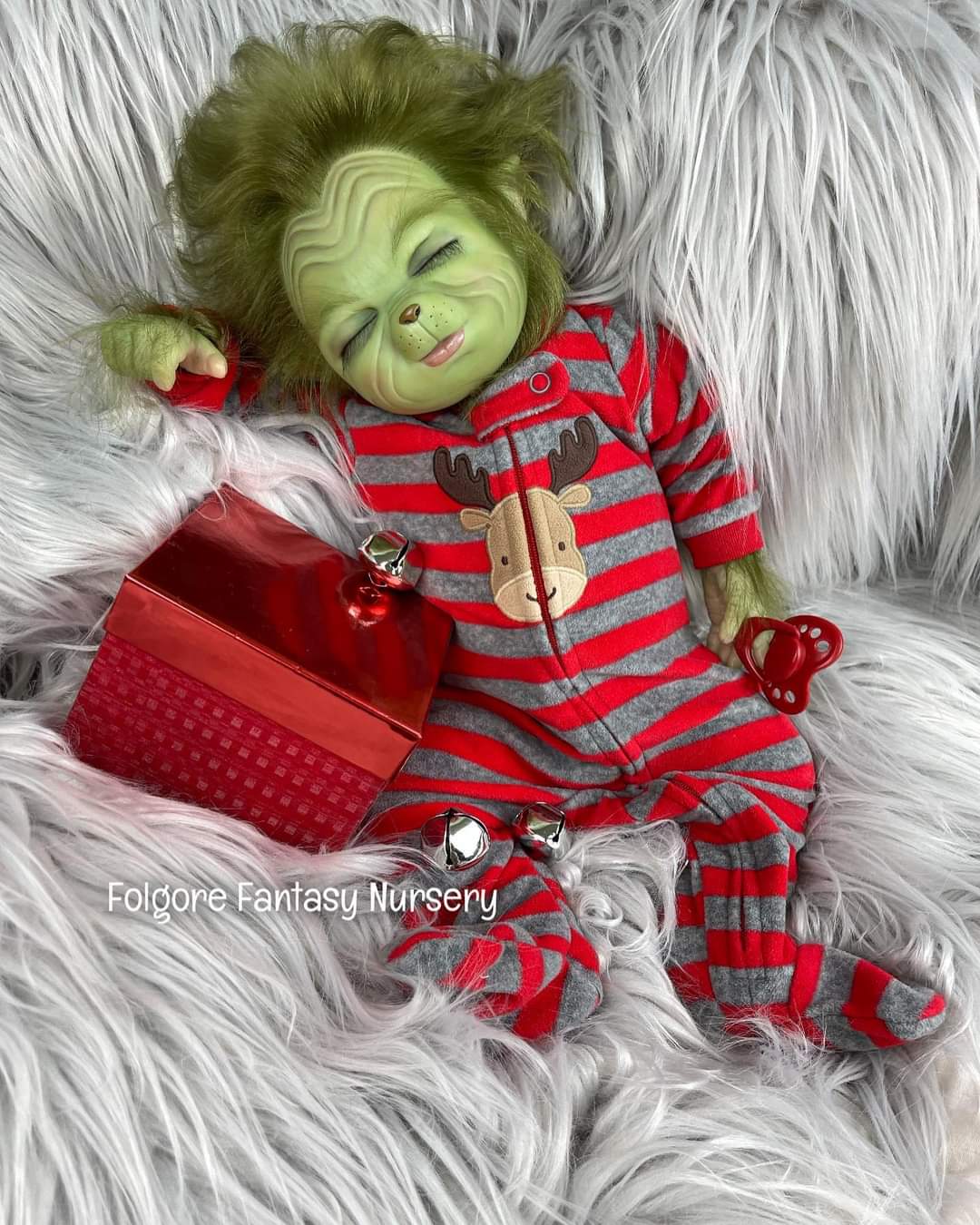 Mistletoe Hybrid Baby Mouse VINYL  HEAD ONLY