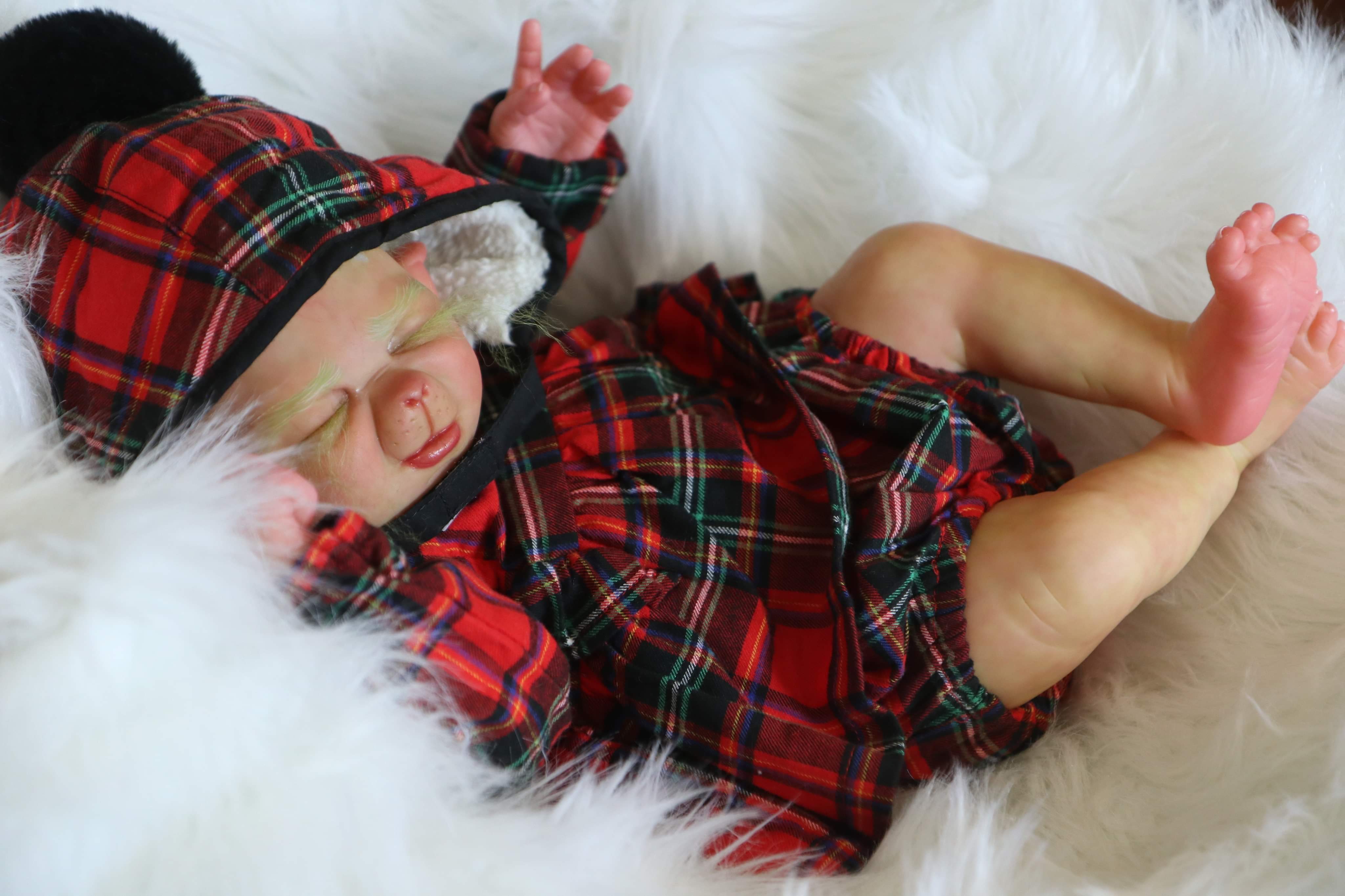 Mistletoe Hybrid Baby Mouse VINYL  HEAD ONLY