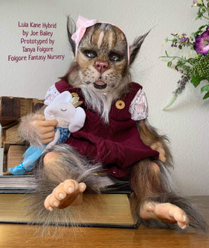 Lula Kane vinyl Hybrid kit sculpted by Joe Bailey